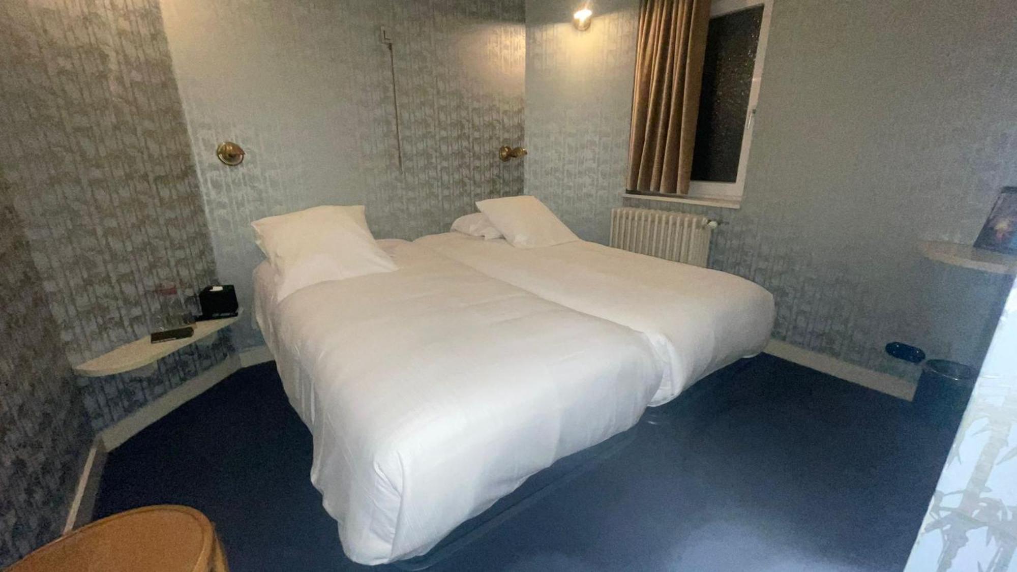 Latroupe Le Berger Hotel